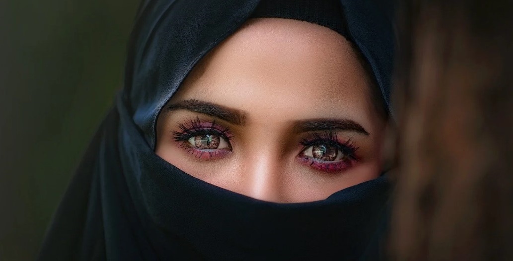Are Eyelash Extensions And False Lashes Haram Lash Masterclass are-eyelash-extensions-and-false-lashes-haram-lash-masterclass