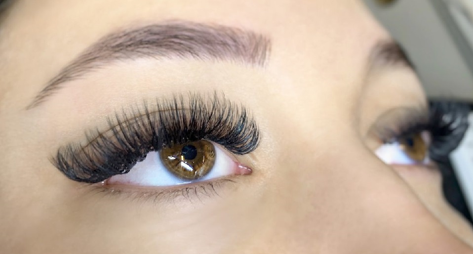 what is eyelash extensions