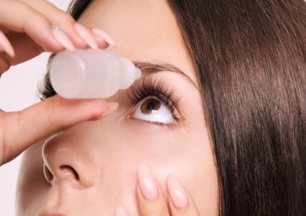 Apply Eye Drops With Eyelash Extensions
