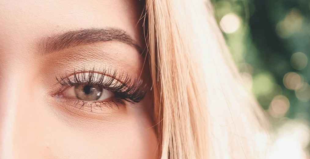 Does Lashes Extension Affect Eye Vision